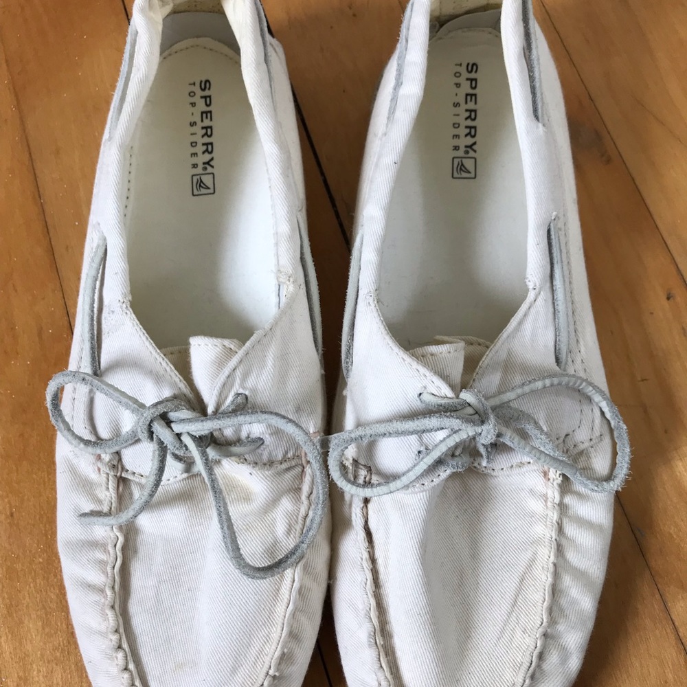 Sperry boat shoes. Women’s size 10.